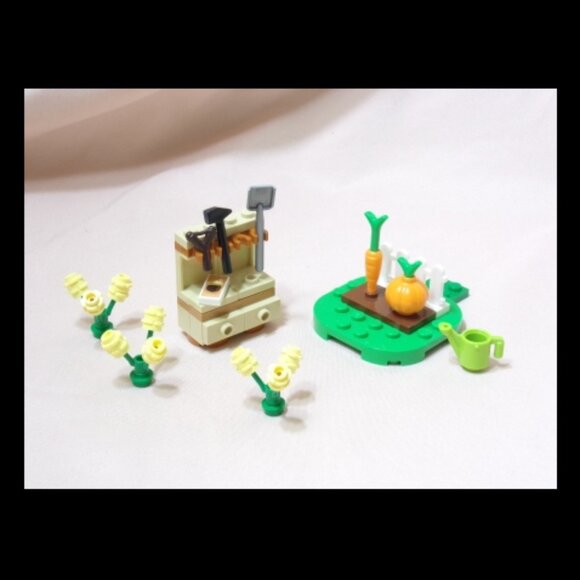 LEGO Animal Crossing Workbench with Garden Flowers Vegetables Watering Can 77049 - Picture 5 of 5